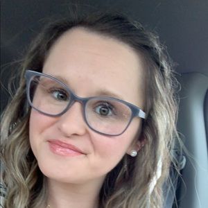 Meet your Posher, Faith